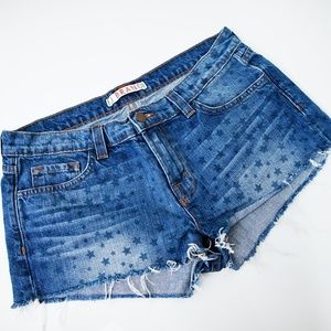 Super cute denim jean cutoffs by J BRAND